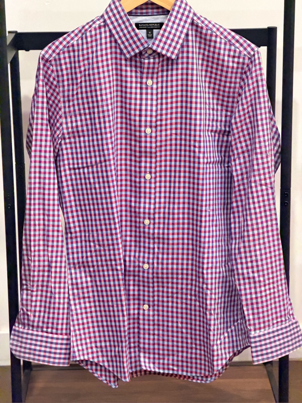 Banana Republic Men's Pink and Blue Gingham Button-Down Shirt
